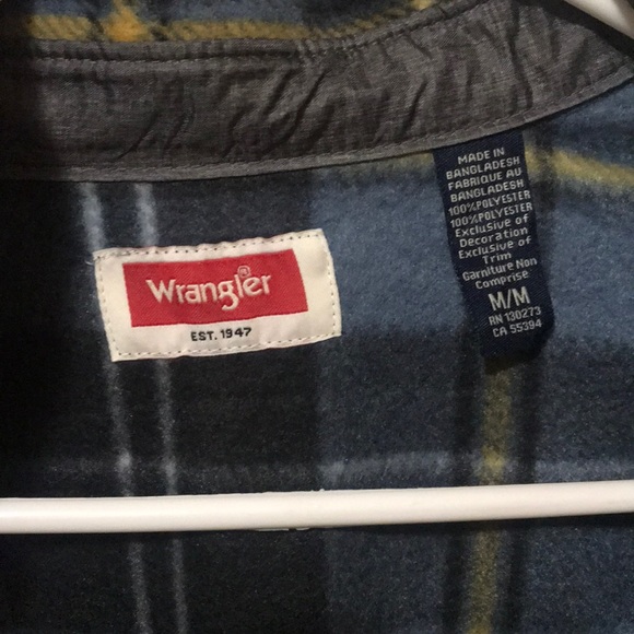 Flannel - Picture 2 of 4